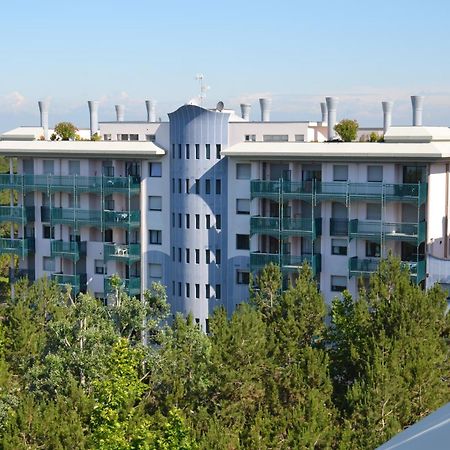 Апартаменты Residenza Delle Terme Бибионе Экстерьер фото