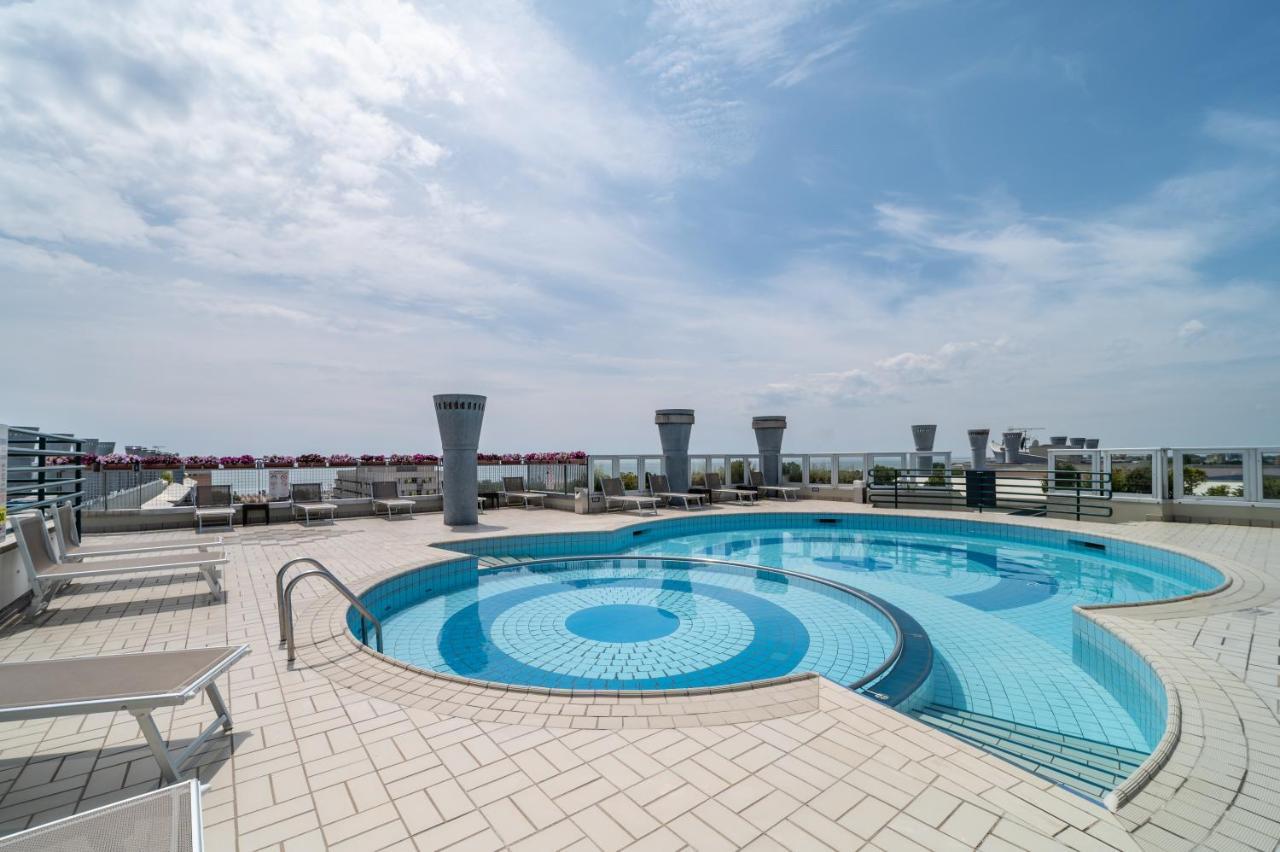Апартаменты Residenza Delle Terme Бибионе Экстерьер фото